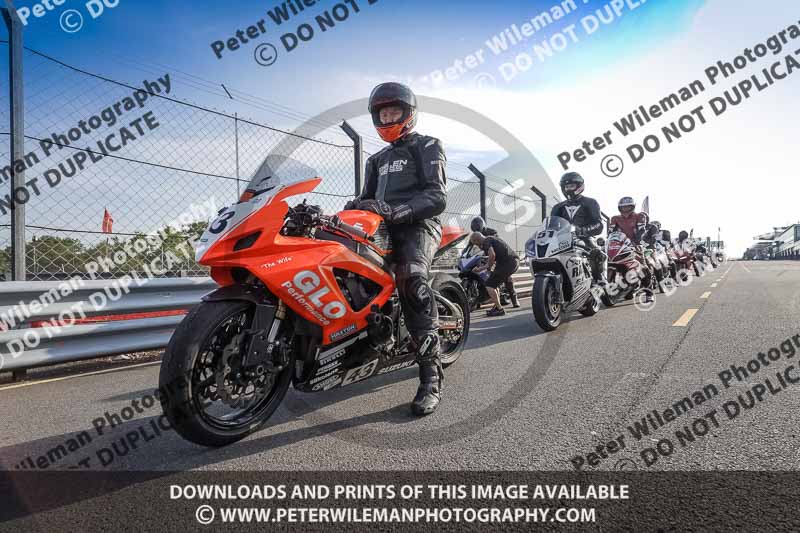 donington no limits trackday;donington park photographs;donington trackday photographs;no limits trackdays;peter wileman photography;trackday digital images;trackday photos